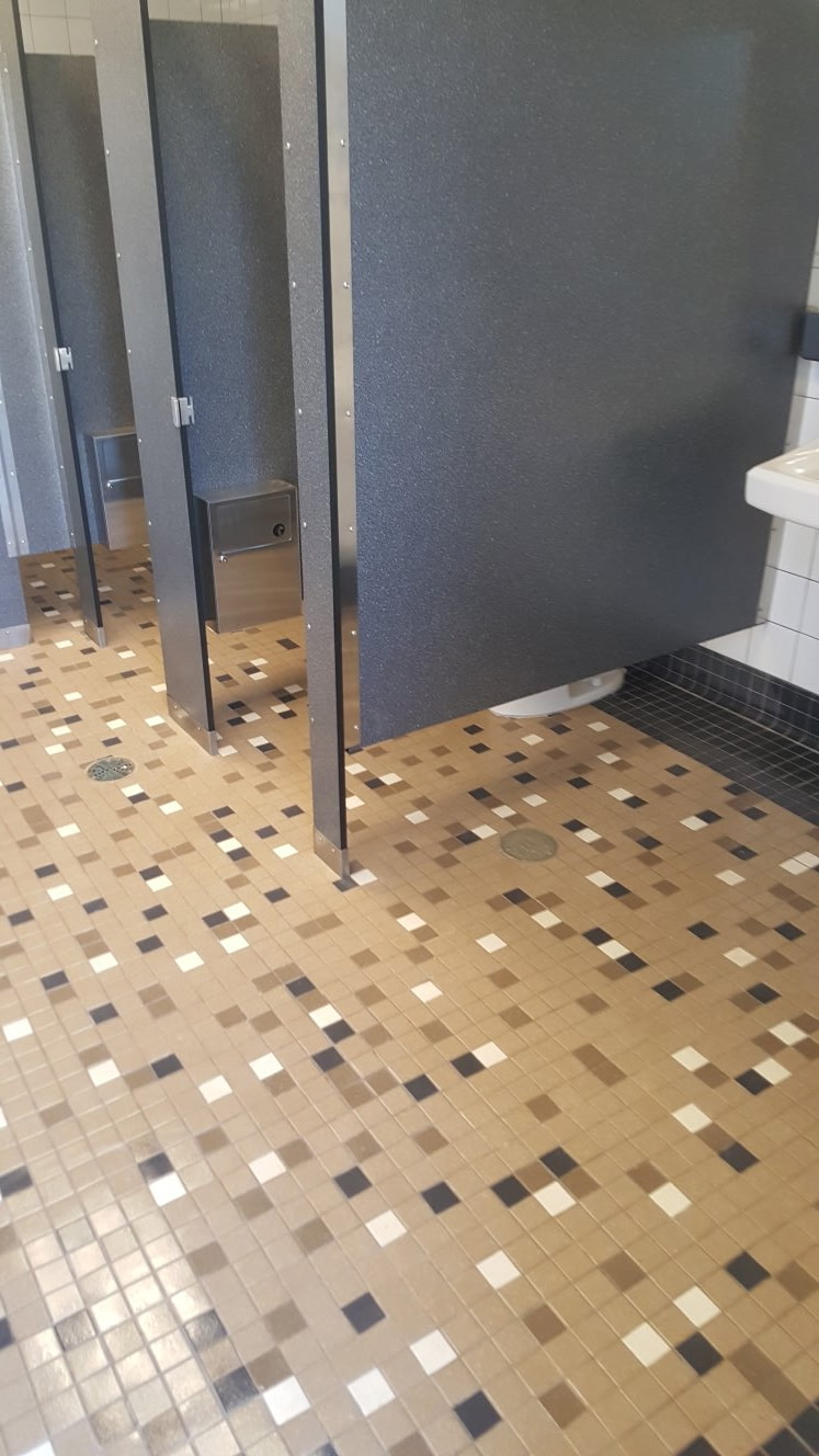 tile bathroom